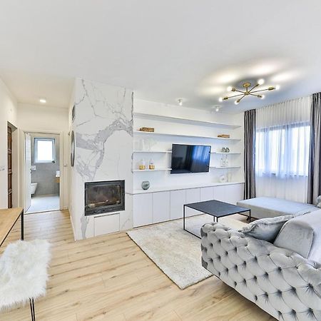 Apartmani Ana Каштела Экстерьер фото