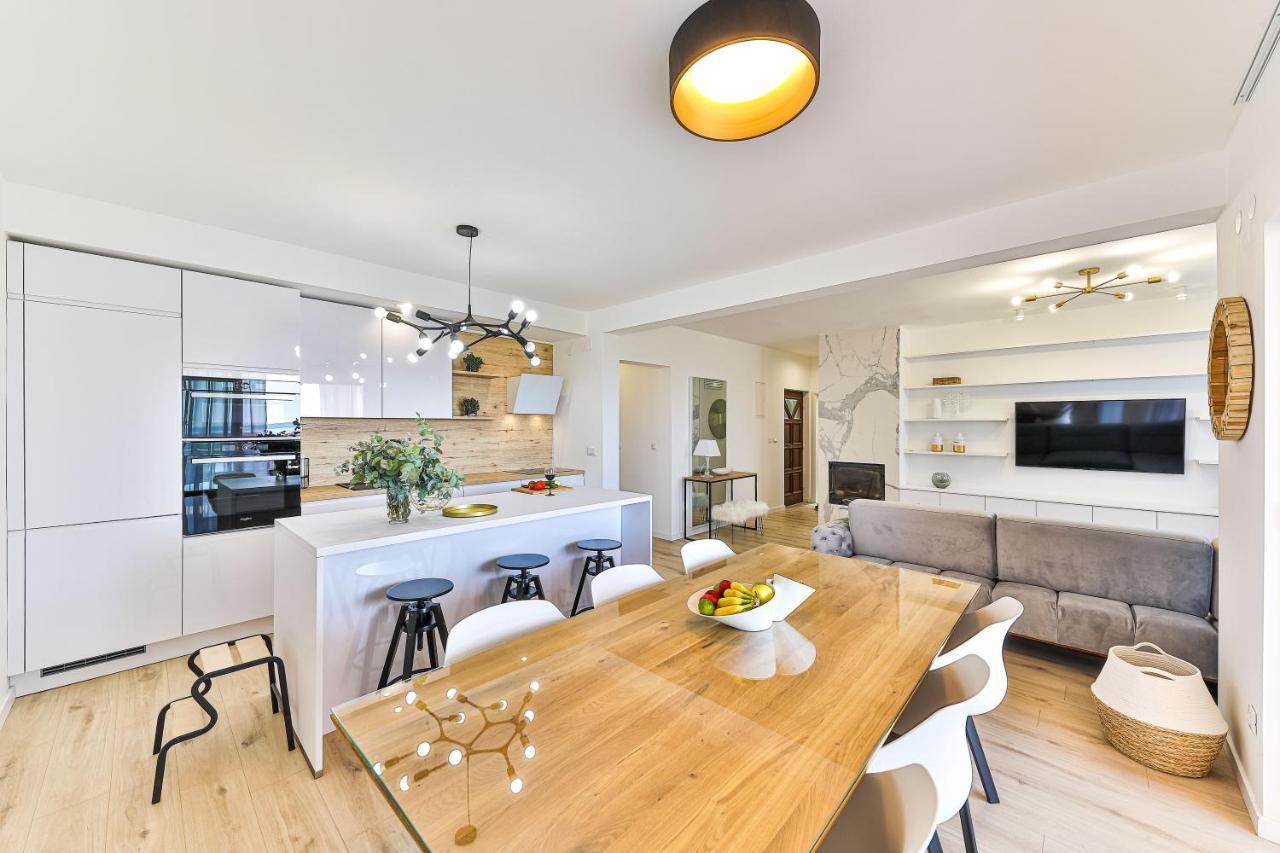 Apartmani Ana Каштела Экстерьер фото