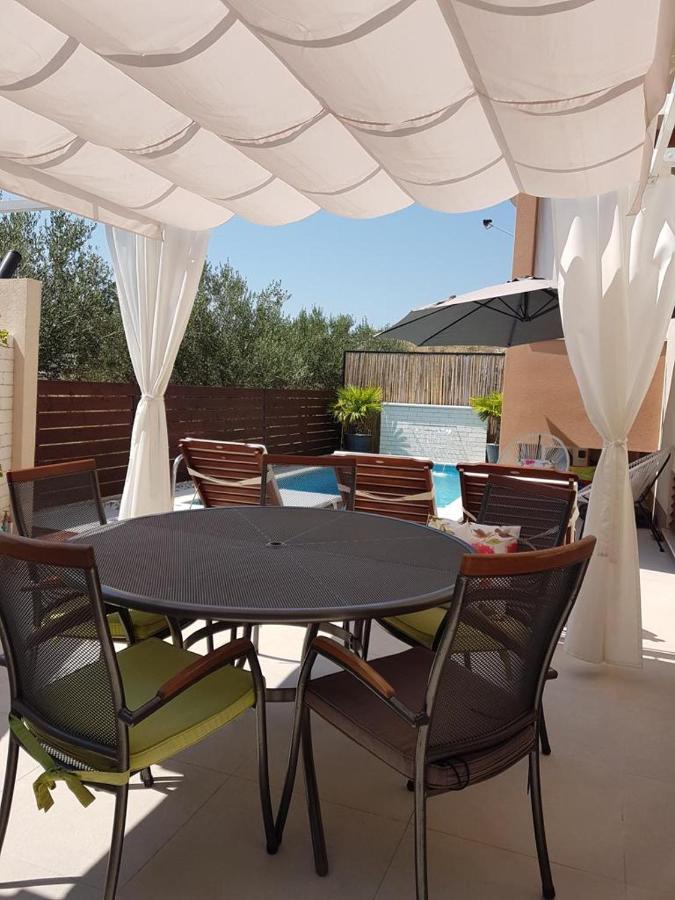 Apartmani Ana Каштела Экстерьер фото