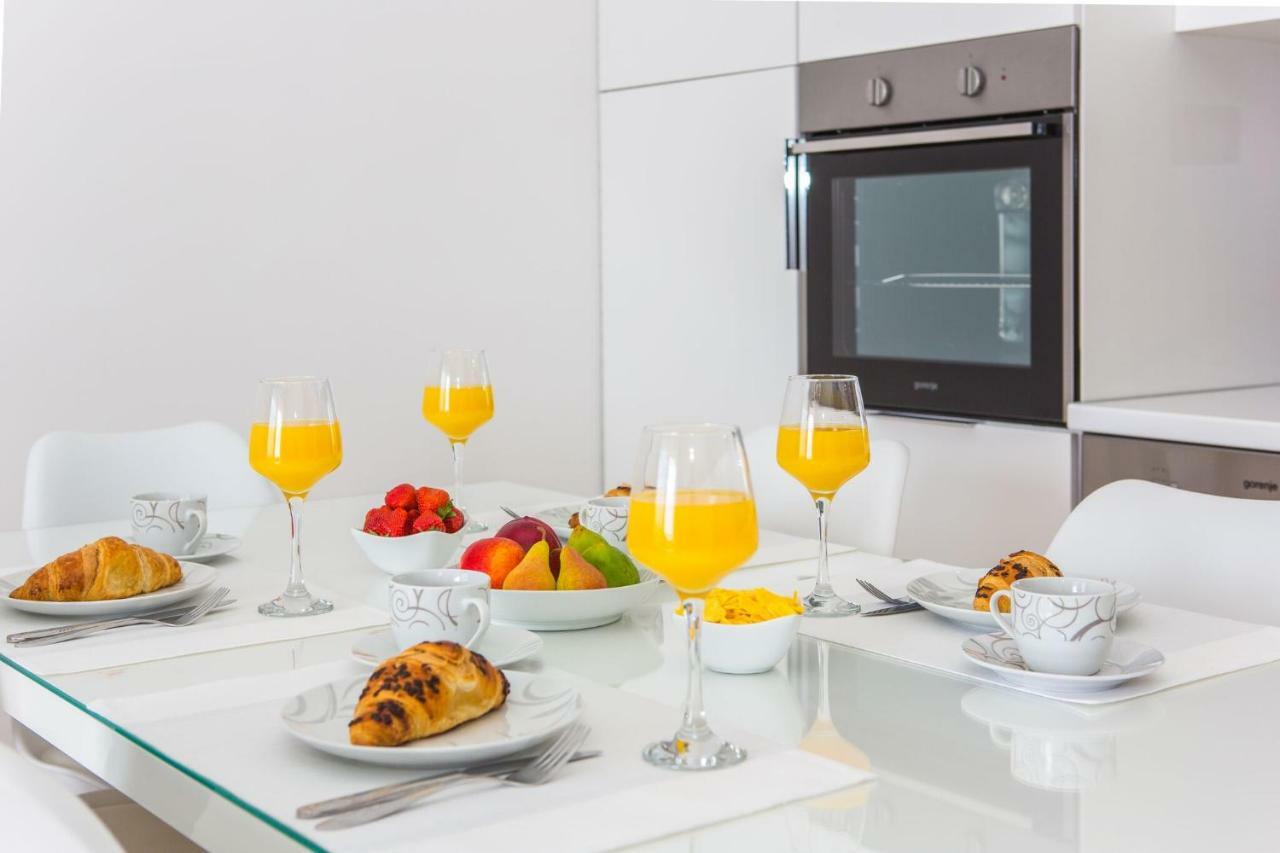 Apartmani Ana Каштела Экстерьер фото